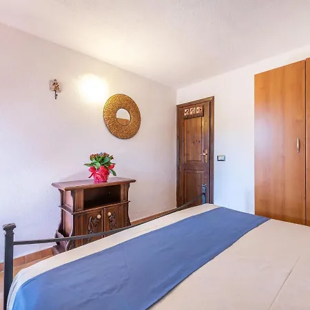 Сasa de vacaciones Locazione Turistica Casa Coppia 2 Olbia